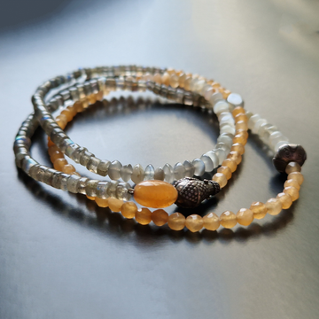 Multistone necklace with labradorites, carnelians and moonstones. - Julia Mathias Jewellery